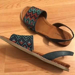 BearPaw Aztec Inspired Sligbacks